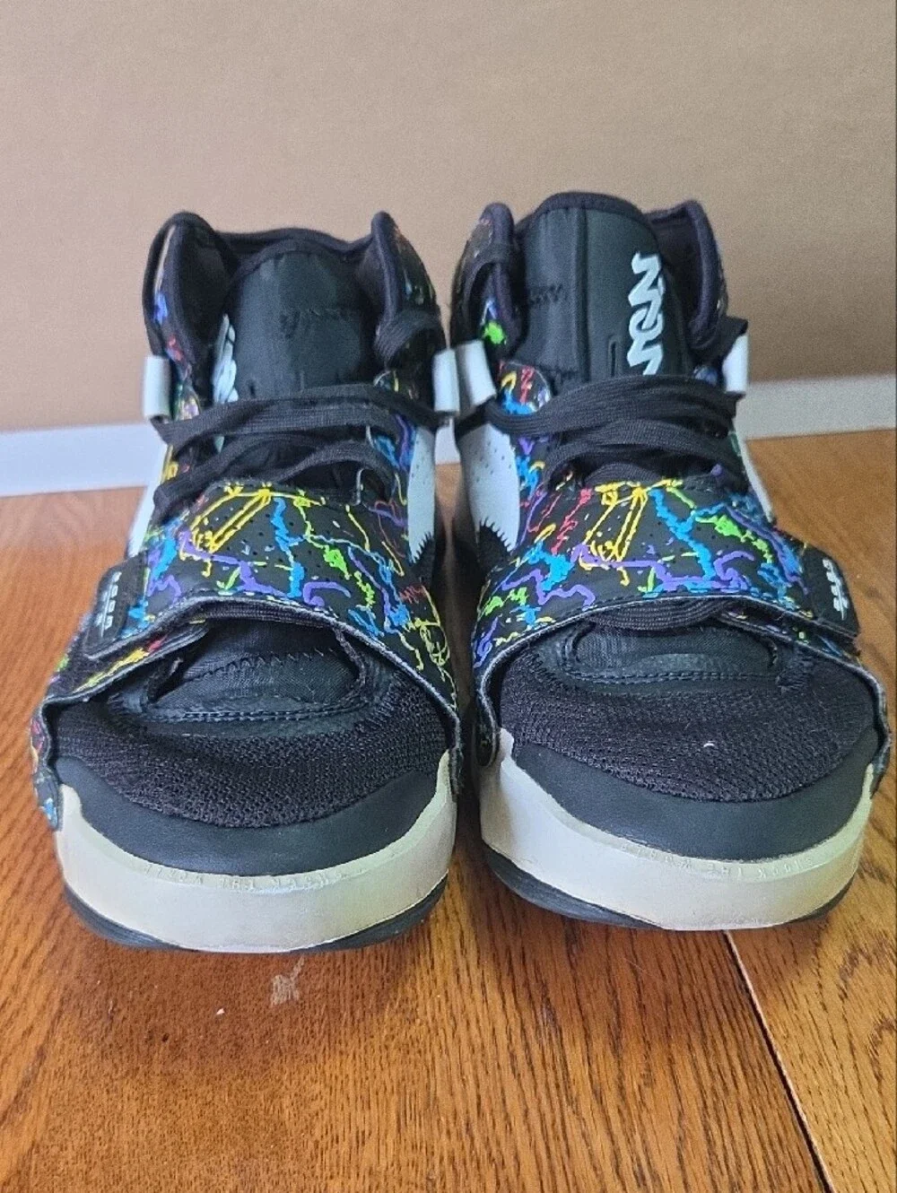Jordan Kids Black Sneakers with Multicolor Lightning Print